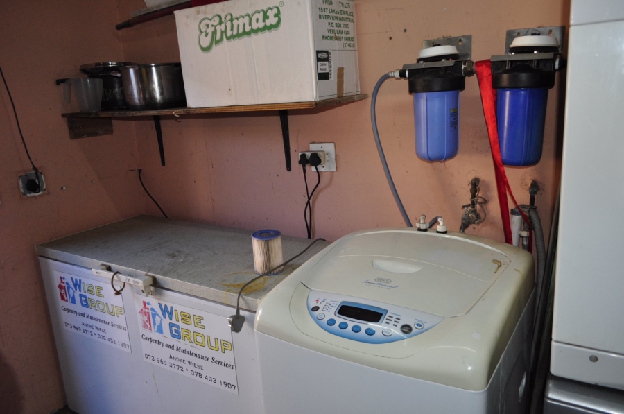 6 Bedroom Property for Sale in Wavecrest Eastern Cape